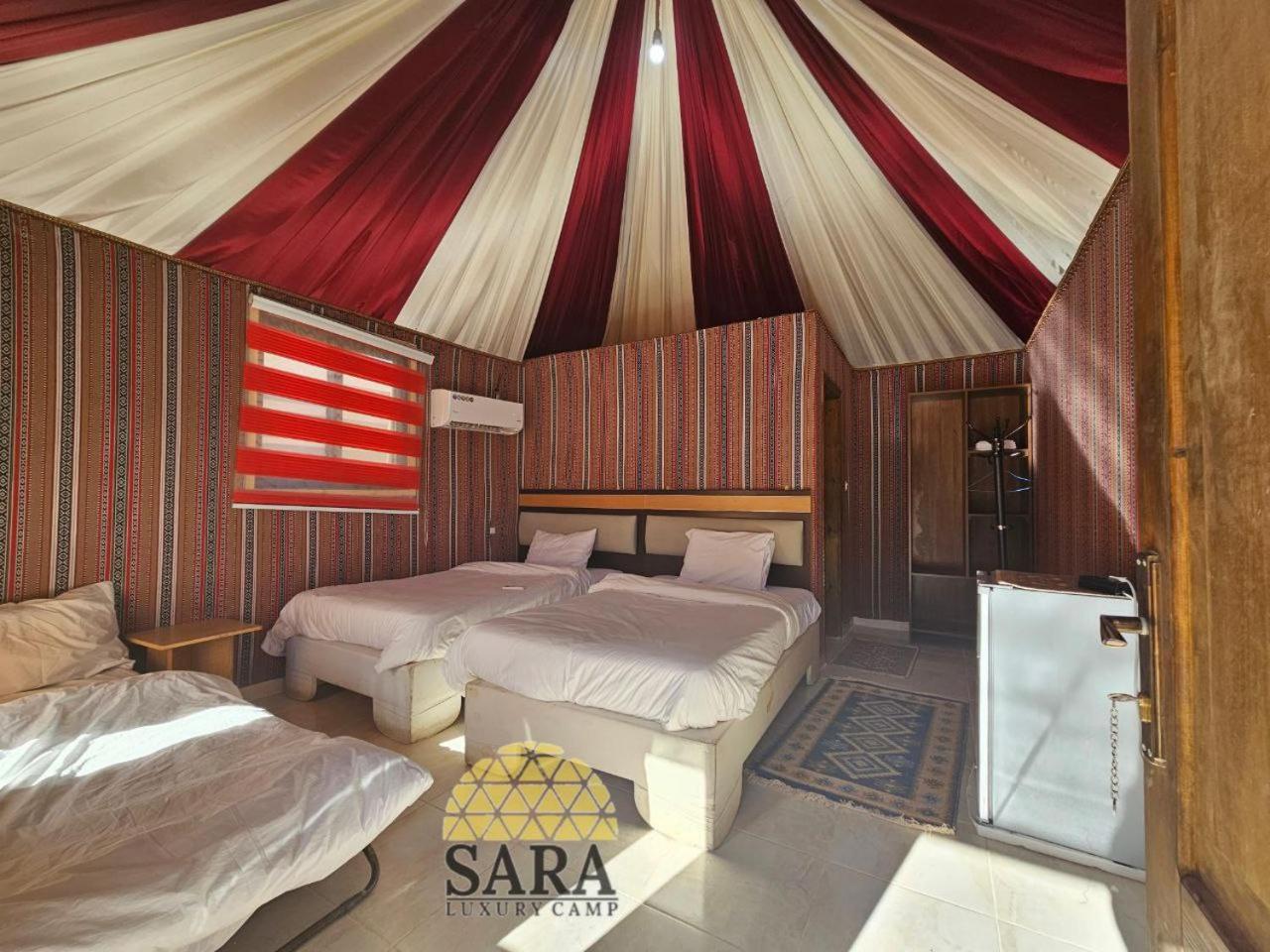 Sara Luxury Rum Camp Wadi Rum Buitenkant foto